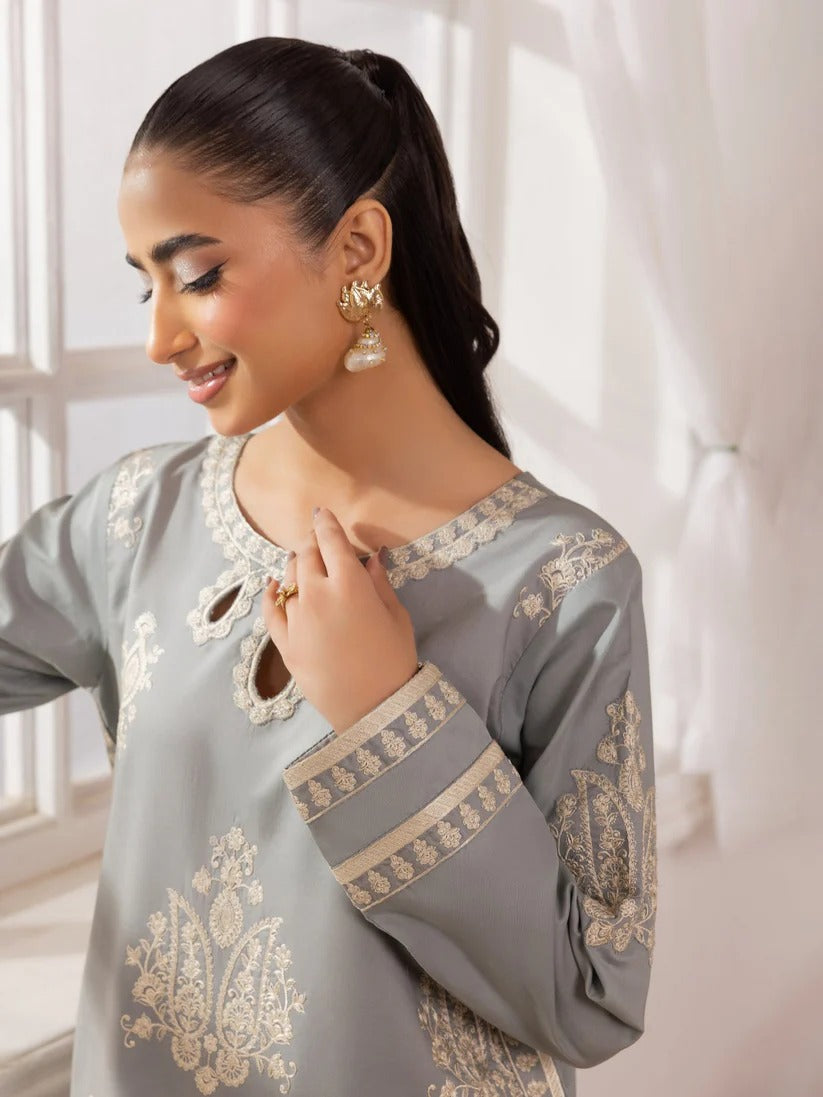 MOHAGNI LAWN 3PC - LAWN EMB SHIRT WITH MONARK PRINTED DUPATTA AND LAWN DYED TROUSER | RP-3741