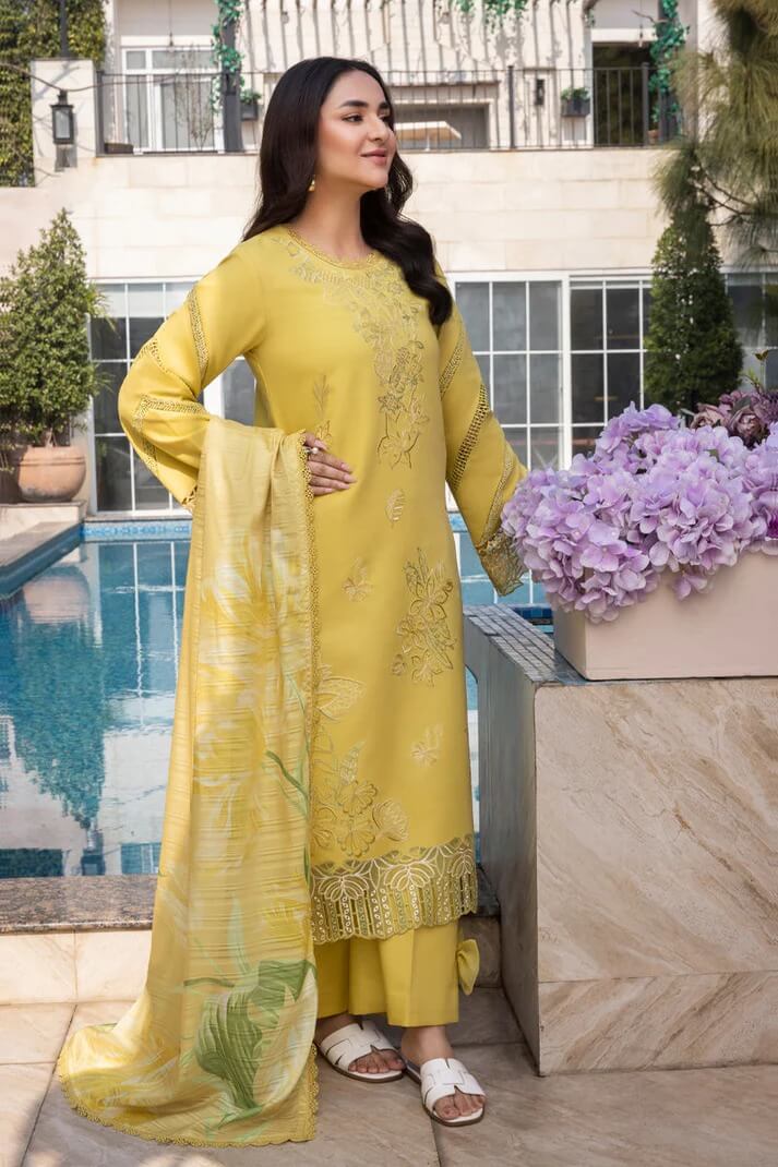 RANG RASIYA LAWN 3PC - LAWN EMB SHIRT WITH MONARK PRINTED DUPATTA AND LAWN AIRJET DYED TROUSER | RP-3701