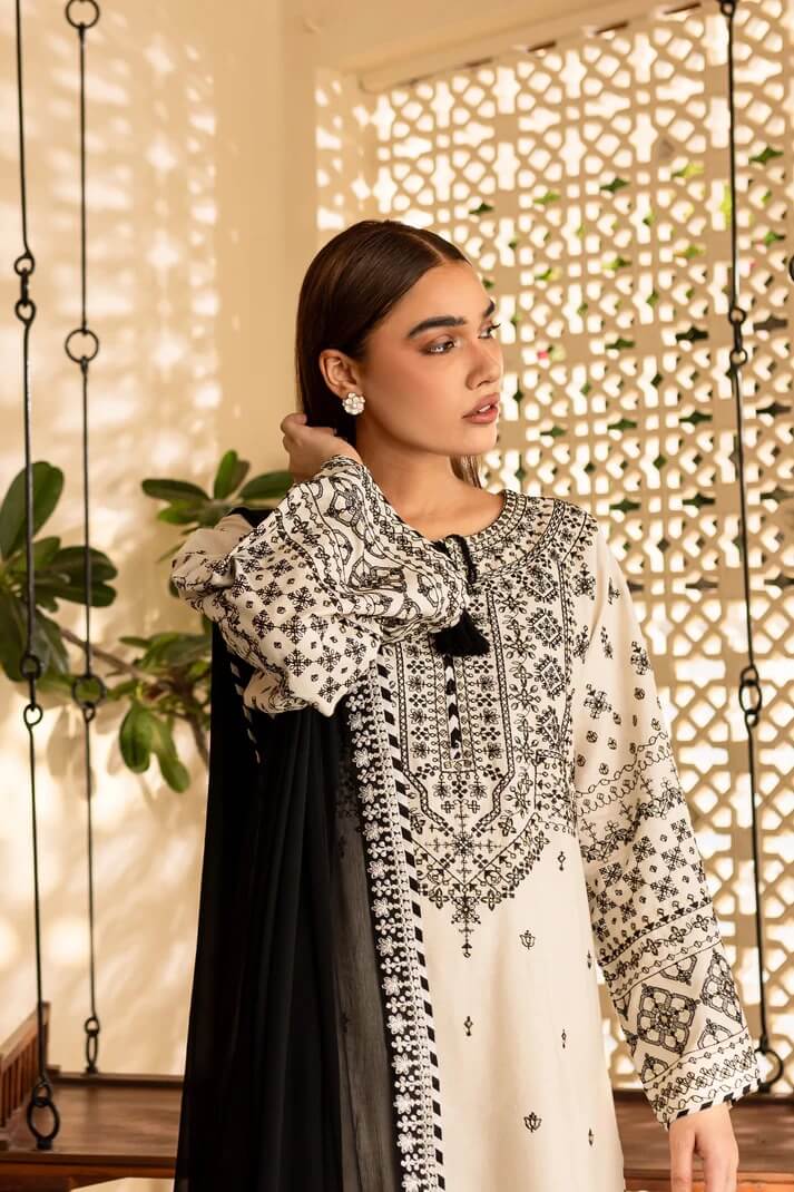 BATIK LAWN 3PC - LAWN EMB SHIRT WITH BAMBER CHIFFON EMB DUPATTA AND LAWN EMB TROUSER | RP-3689