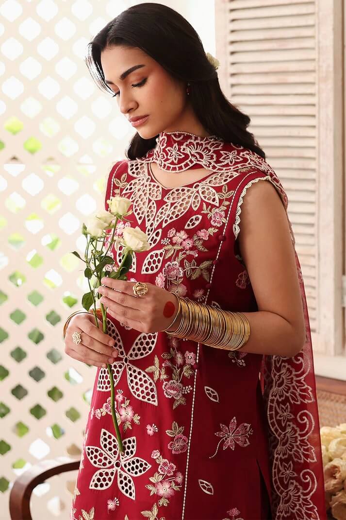 MAHNUR LAWN 3PC - LAWN EMB SHIRT WITH MONARK EMB DUPATTA AND LAWN DYED TROUSER | RP-3717