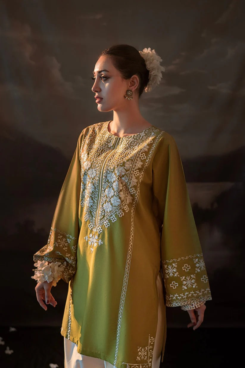 URGE LAWN 2PC - LAWN SEQUENCE EMB SHIRT WITH LAWN SEQUENCE EMB TROUSER | RP-3481