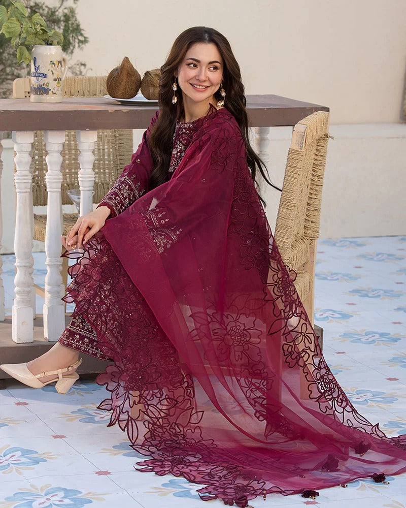 QALAMKAR LAWN 3PC - LAWN EMB SHIRT WITH ORGANZA EMB DUPATTA AND LAWN EMB TROUSER | RP-3727