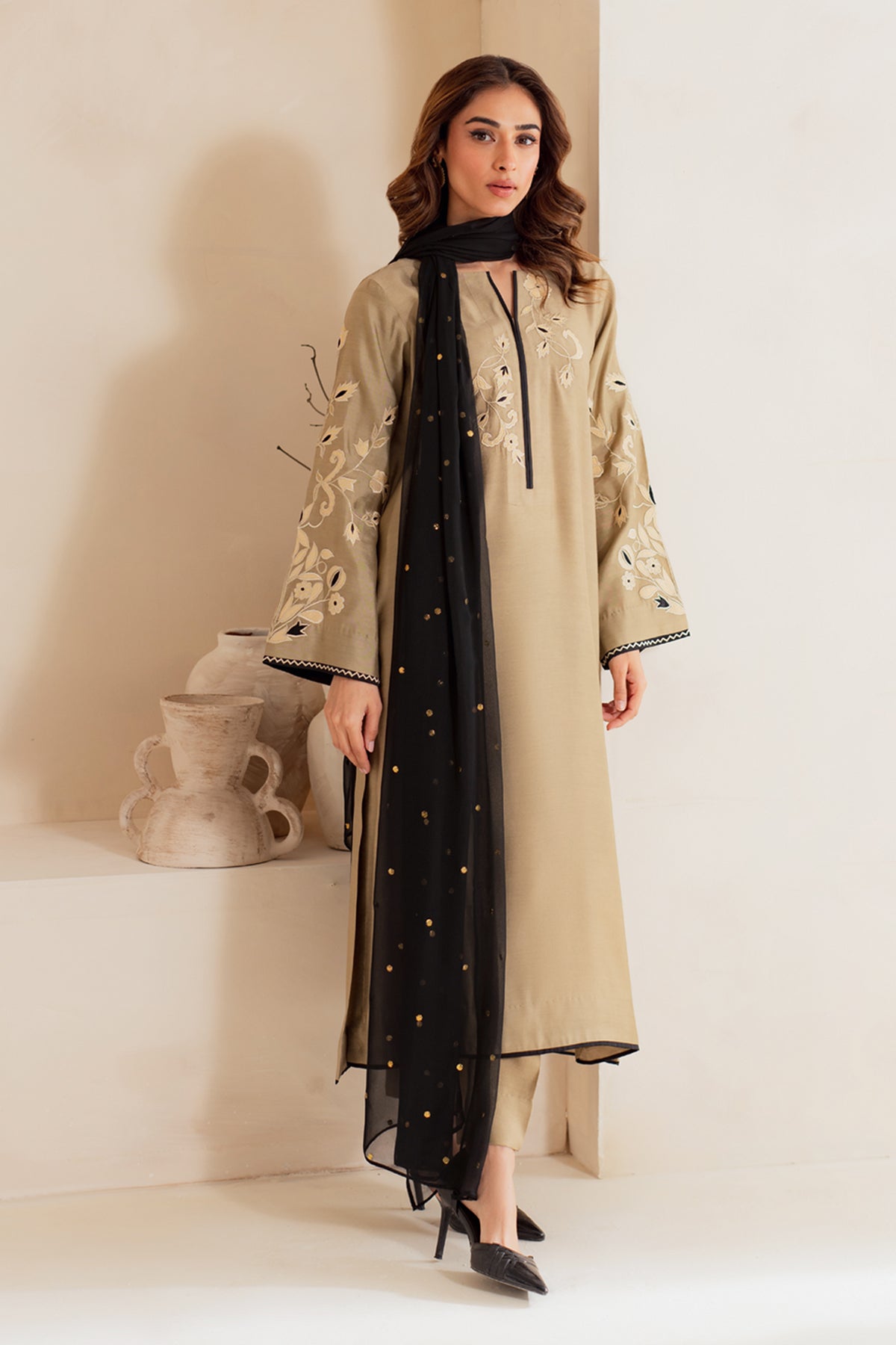 VINTAGE-3PC DHANAK EMBROIDERED SHIRT WITH KHADDI NET EMB DUPATTA AND TROUSER-BIC-4292